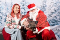 2_Santa-Paws-4